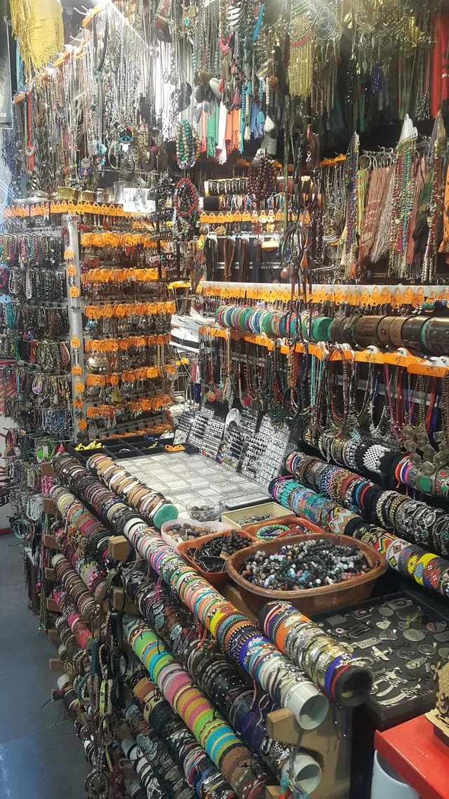 Limon Bazaar