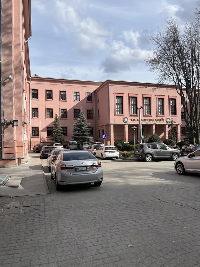 T.C. Adalet Bakanlığı