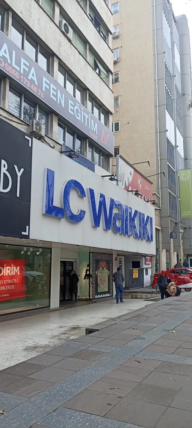 LC WAIKIKI