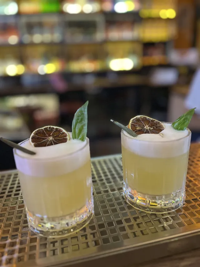 Altı Üstü Bar