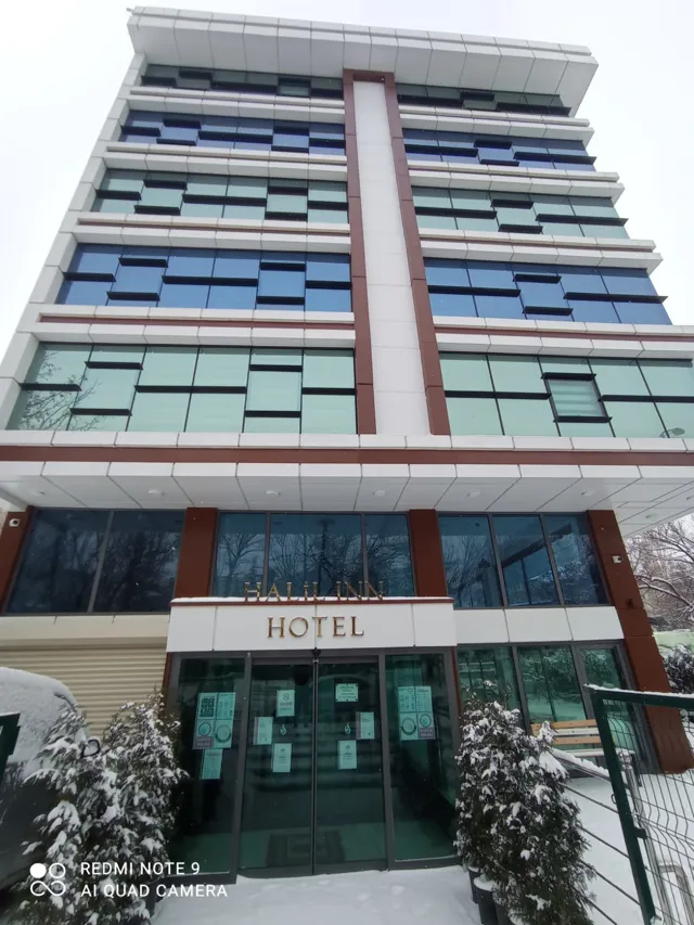 Hall Inn Hotel
